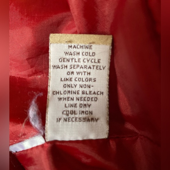 Ruff Hewn puffer feather/down filled coat with hood. Size large. - Picture 10 of 15